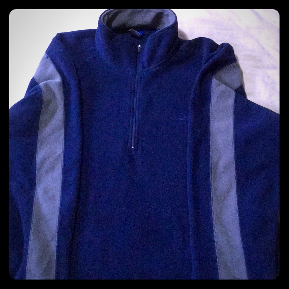Men’s half zip fleece-L